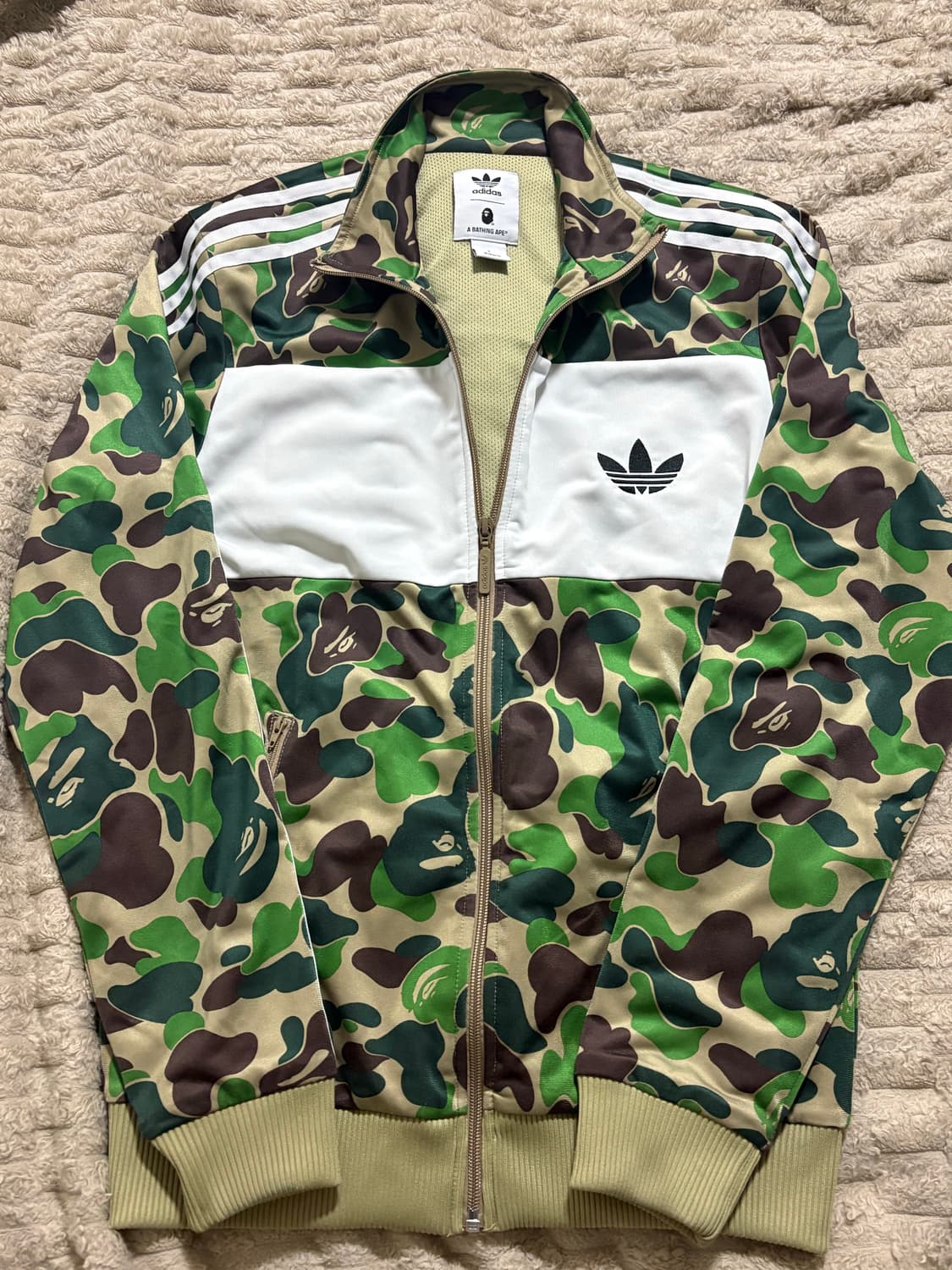 아디다스 x 베이프 콜라보 집업 상품이미지1