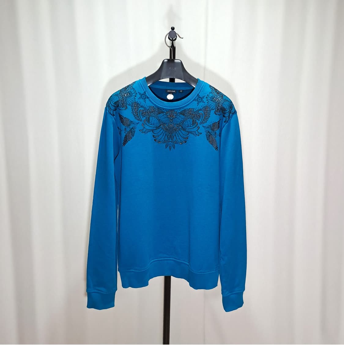 (택포) 저스트카발리 타투 프린트 맨투맨 XXL B810 상품이미지1