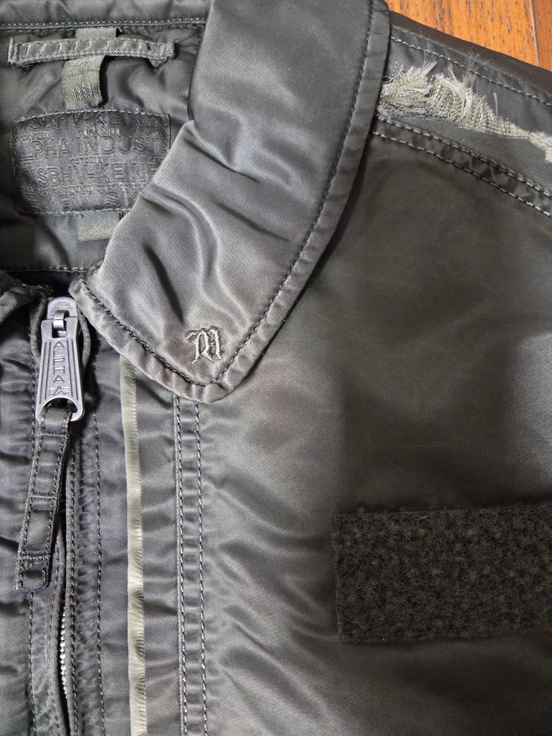 알파인더스트리 MISBHV 콜라보 항공 점퍼 상품이미지2