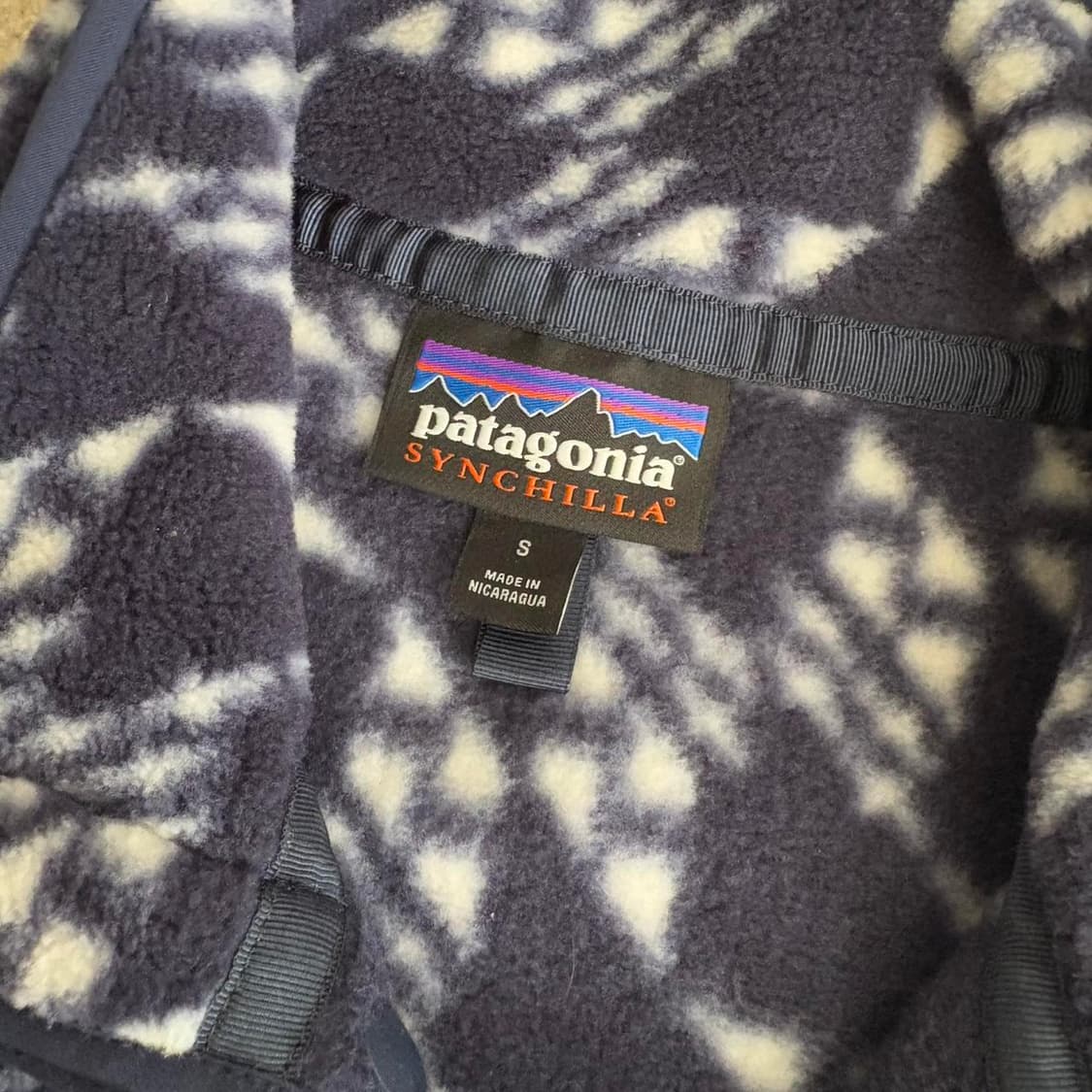 16FW 파타고니아 클래식 신칠라 스냅-티 플리스 풀오버 상품이미지3
