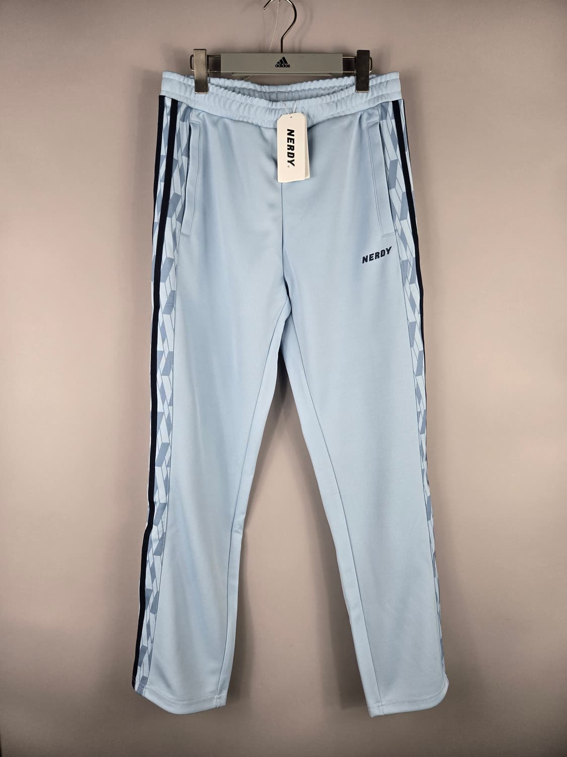 [무료배송]새상품 널디 M 심볼 패턴 블락 트랙 DNA 트레이닝 팬츠 상품이미지1