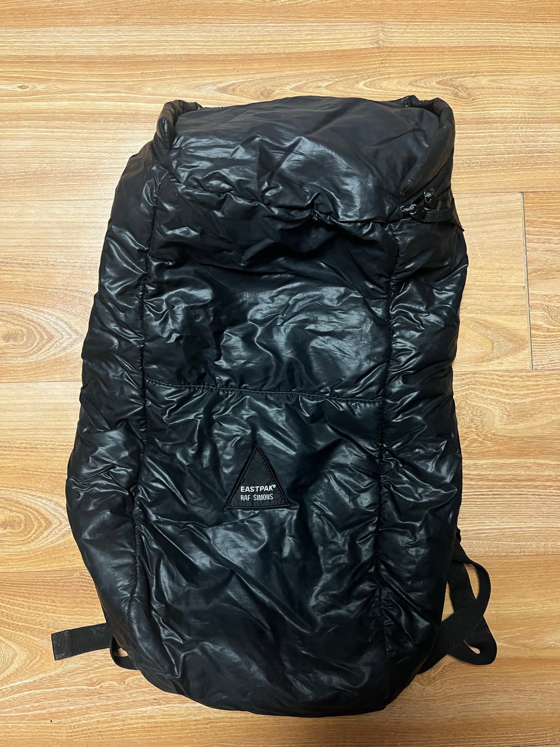 라프시몬스 이스트팩 08aw 패디드백팩 상품이미지1