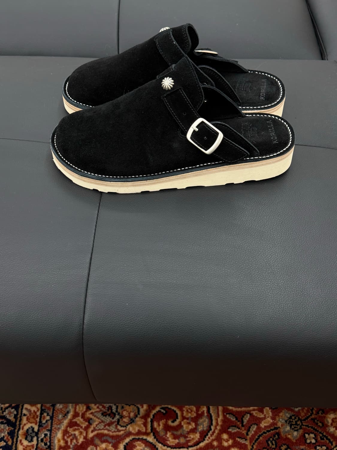 (290) 롤링라우드 코릴라부츠 뮬 블랙 에센스룸 상품이미지2