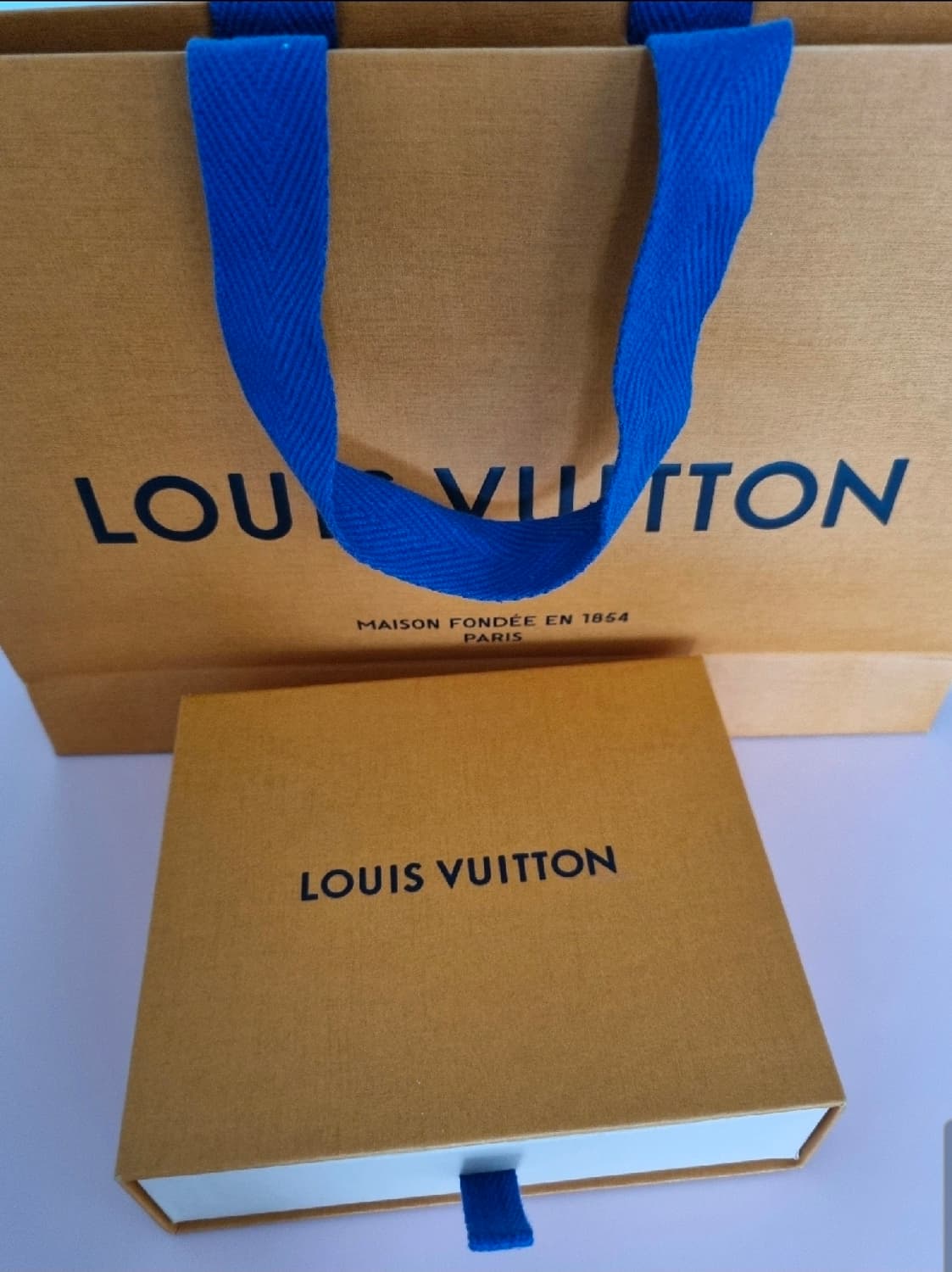 루이비통 에삐 지퍼 카드지갑 푸시아 상품이미지2