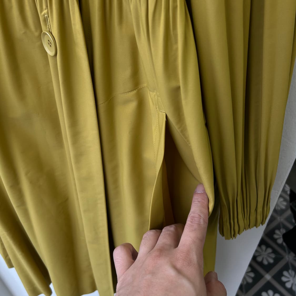 플리츠플리즈 옐로우 원피스 상품이미지3