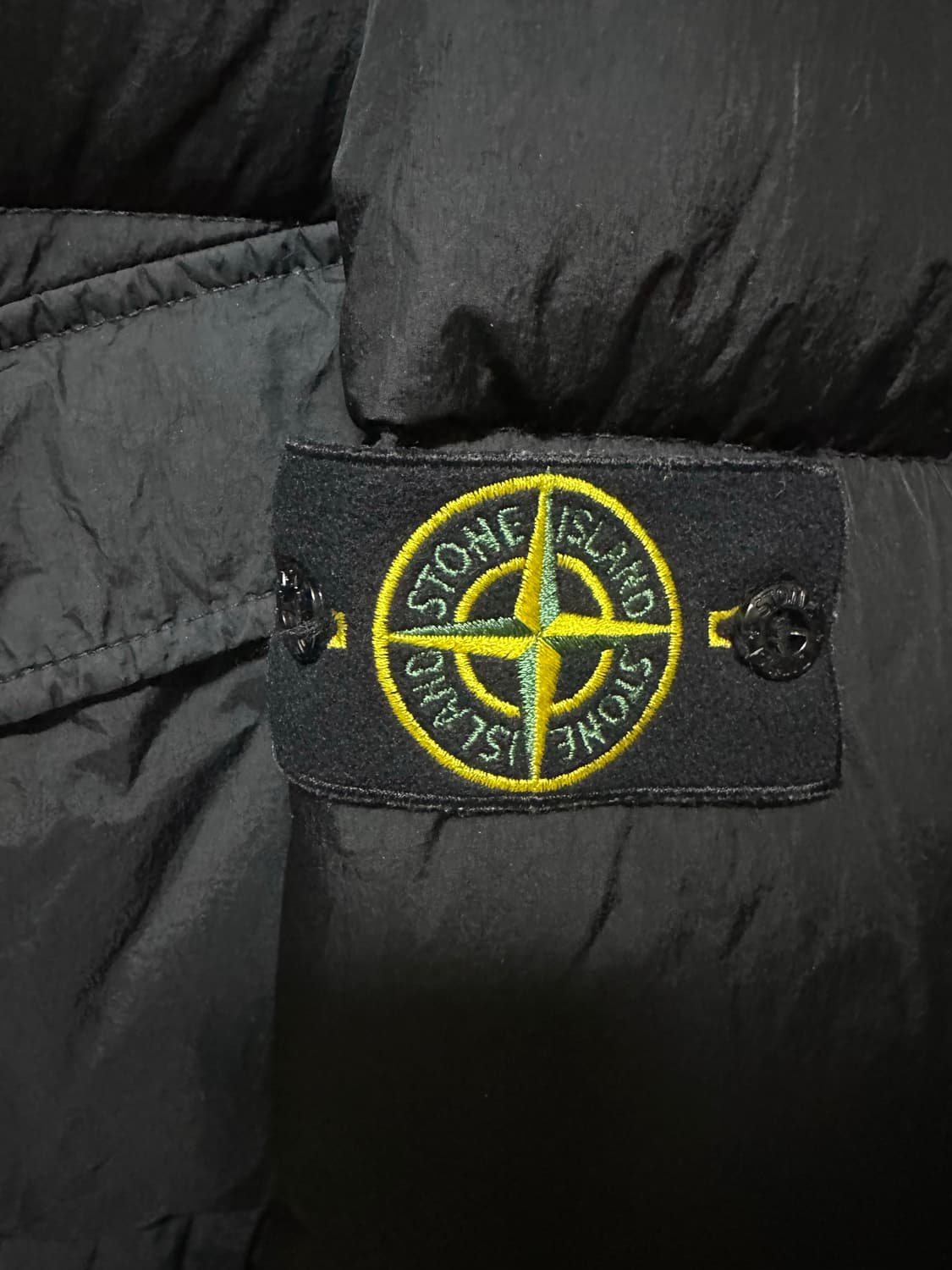 (22FW,XL) 스톤아일랜드 크링클랩스 논후드 패딩 상품이미지2