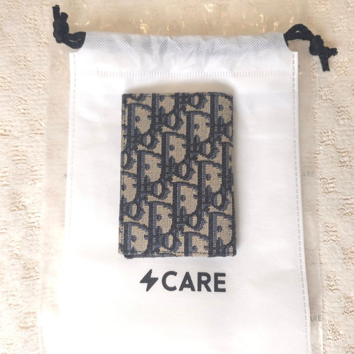 [중고/정품] 디올  2단 카드지갑 상품이미지2