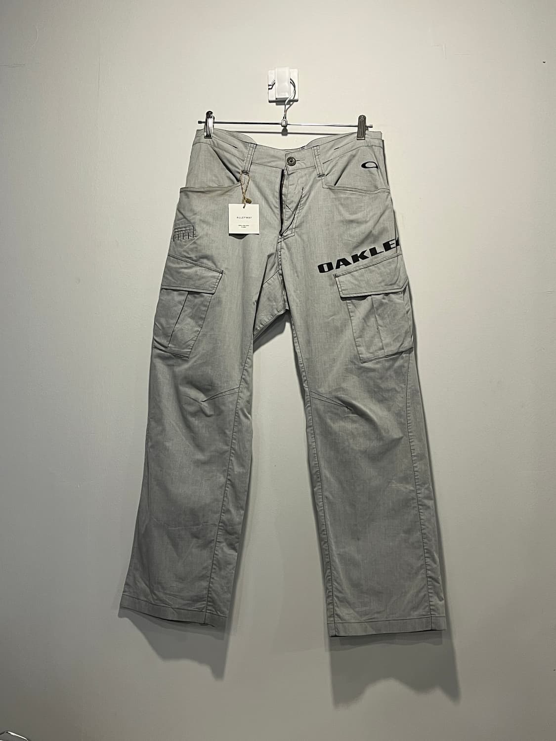 Oakley cargo pants 상품이미지1