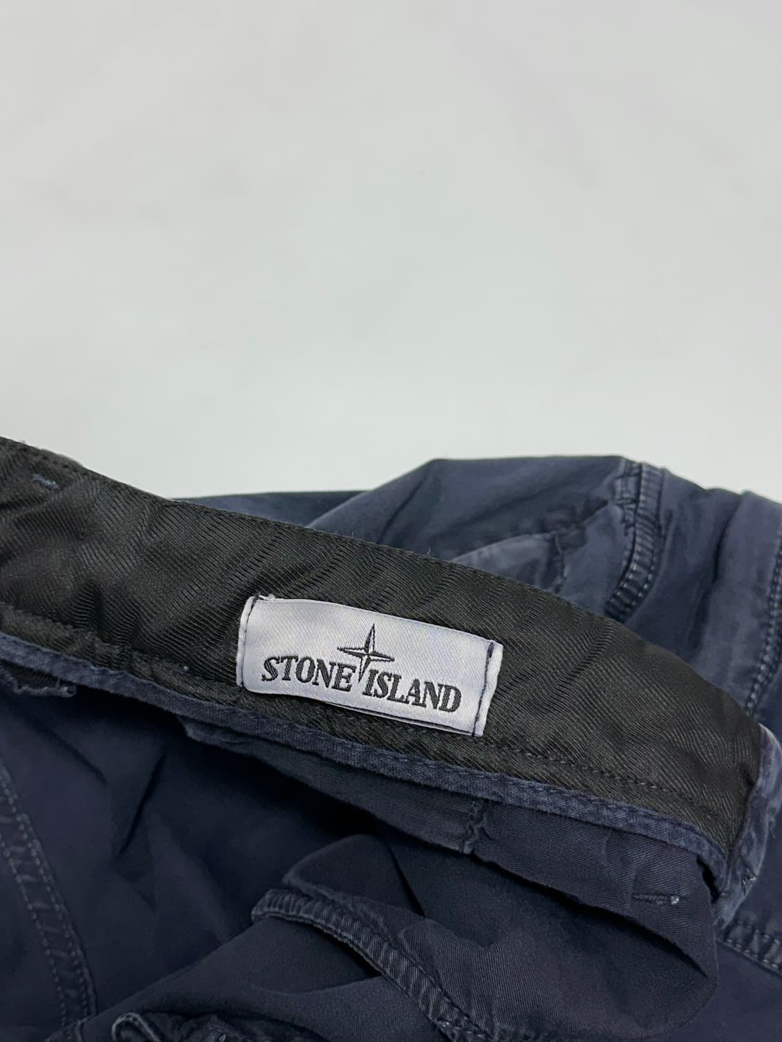 스톤아일랜드 워싱 슬림 스트레이트 카고팬츠 상품이미지8