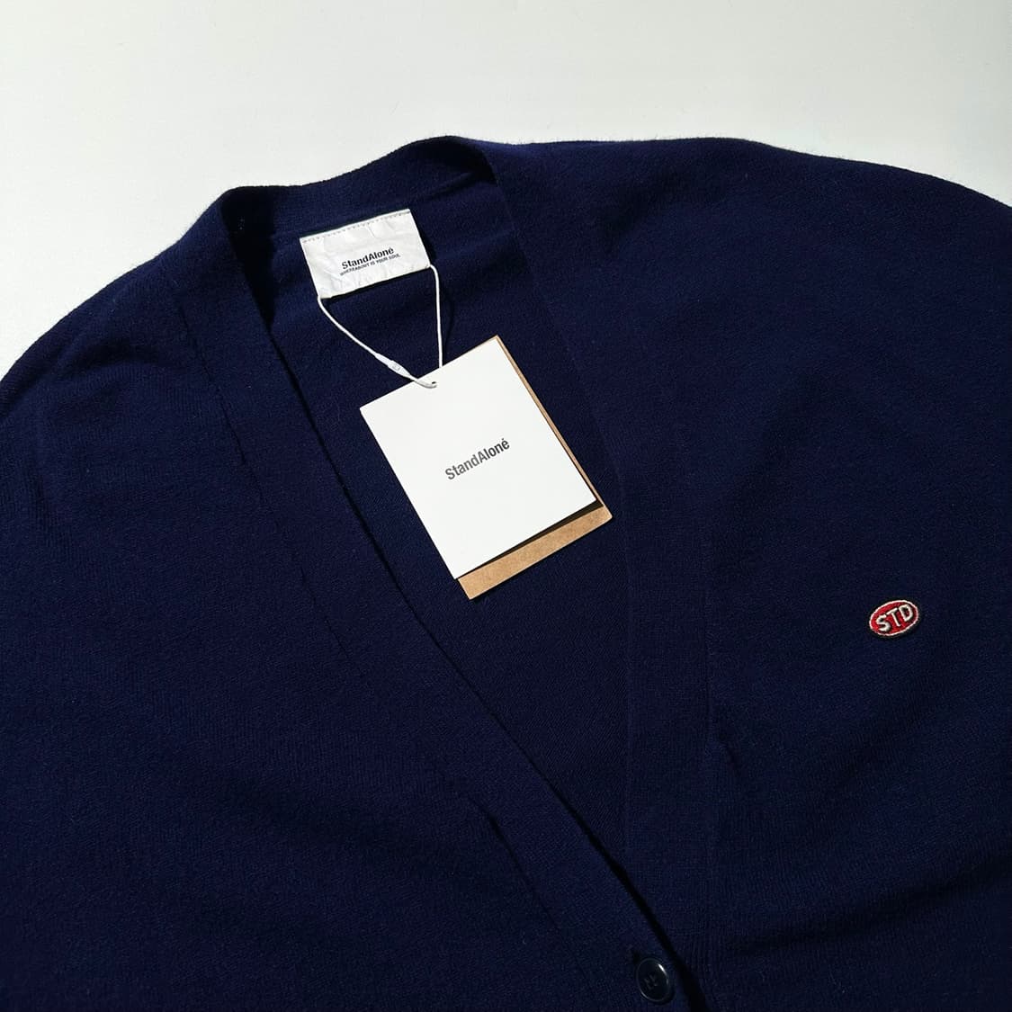 (새상품) 스탠드얼론 크롭 니트 가디건 네이비 상품이미지3