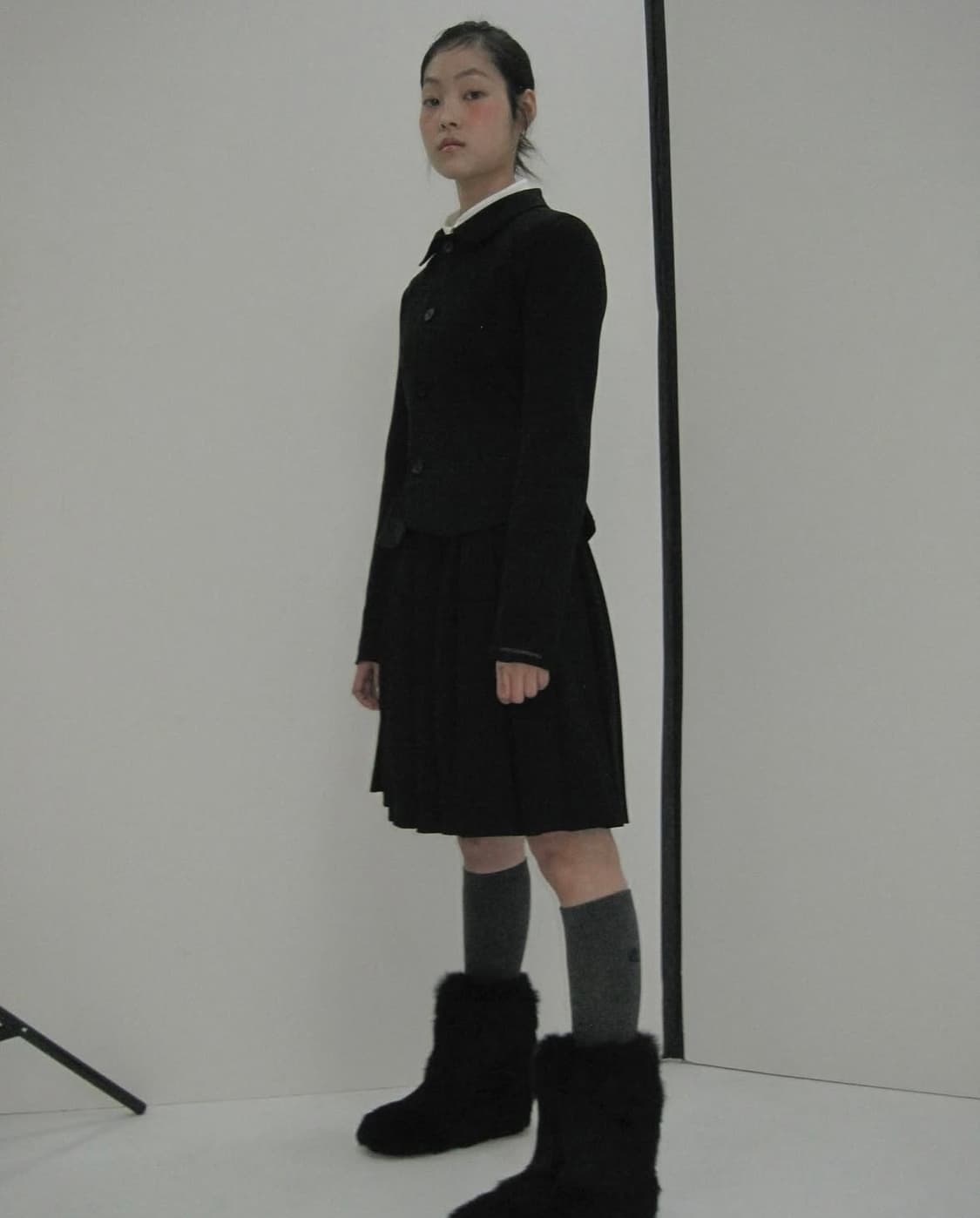 스마트어반유즈풀 스어반 코이세이오 플라워 플리트 스커트 블랙 상품이미지2