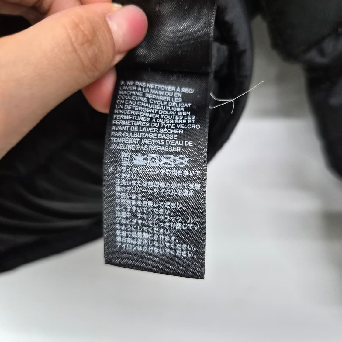 노스페이스 블랙 패딩 남녀공용 S 상품이미지5