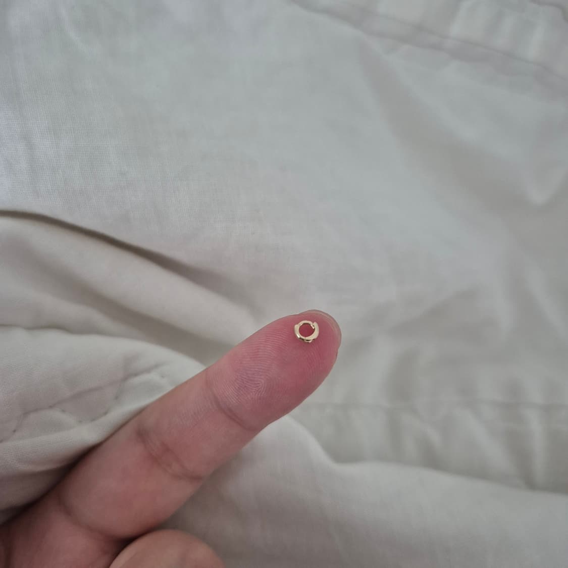 10k gold 2mm 초미니 링귀걸이 상품이미지2
