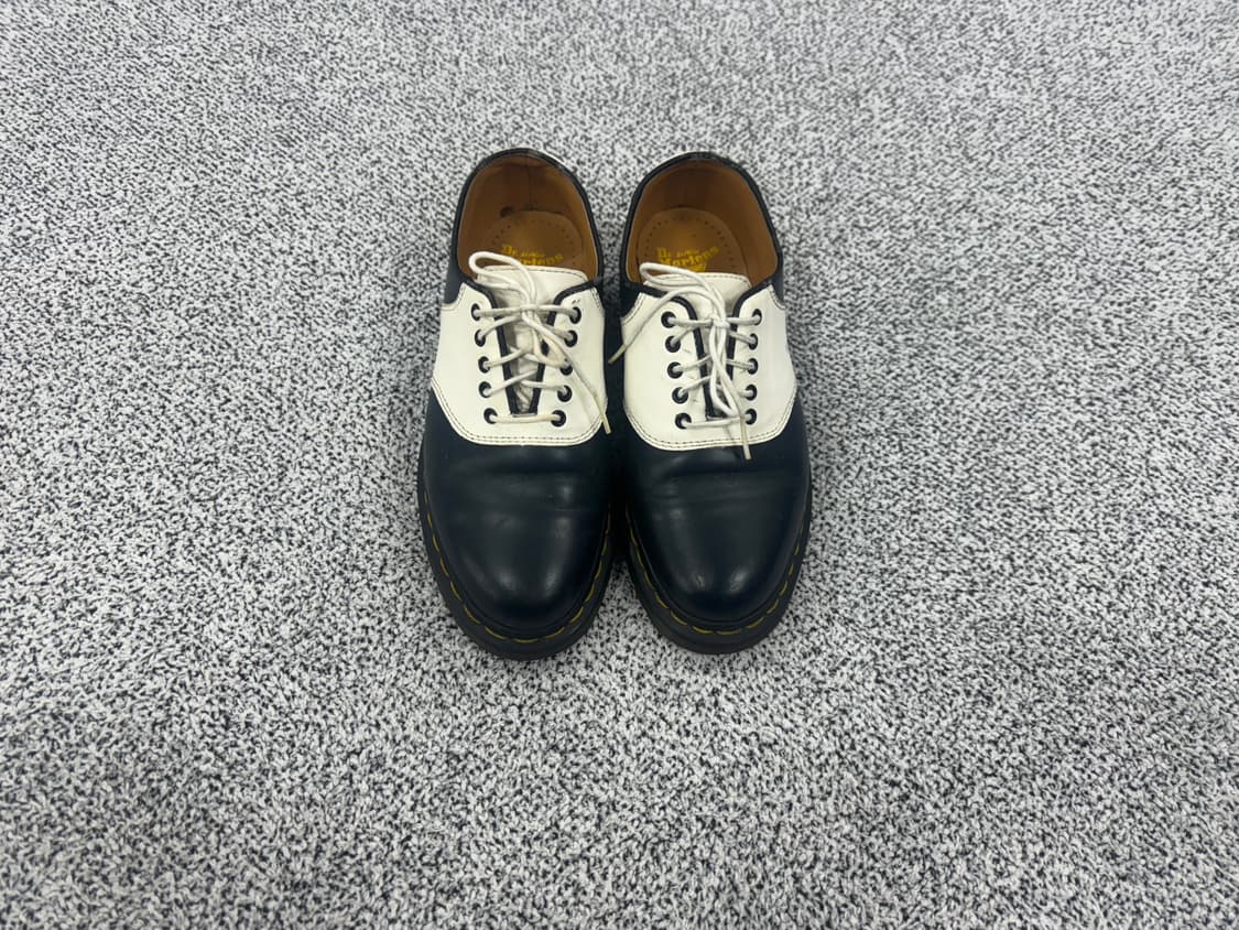 닥터마틴 구두 상품이미지1