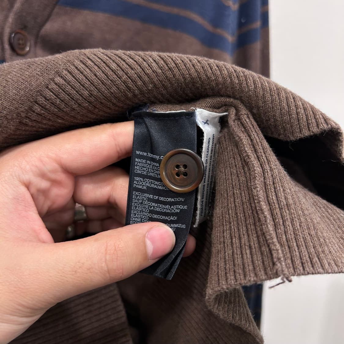 타미힐피거 투톤 스트라이프 브이넥 니트 가디건 상품이미지4