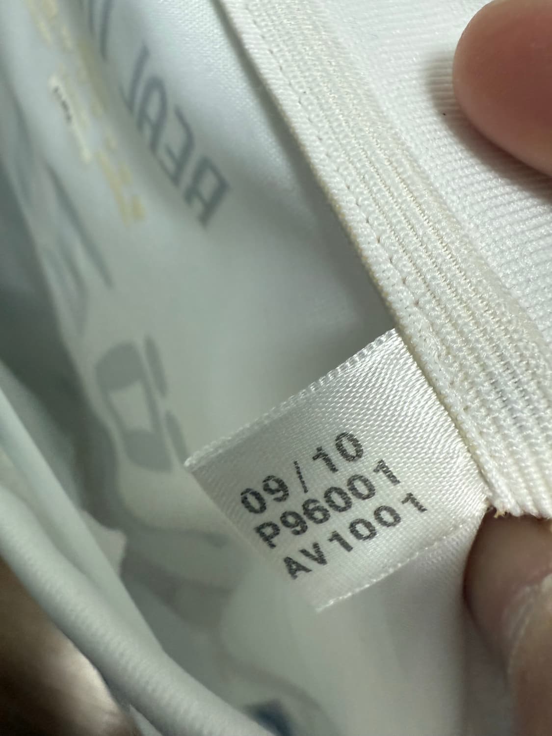 10-11 레알 마드리드 외질 유니폼 상품이미지4