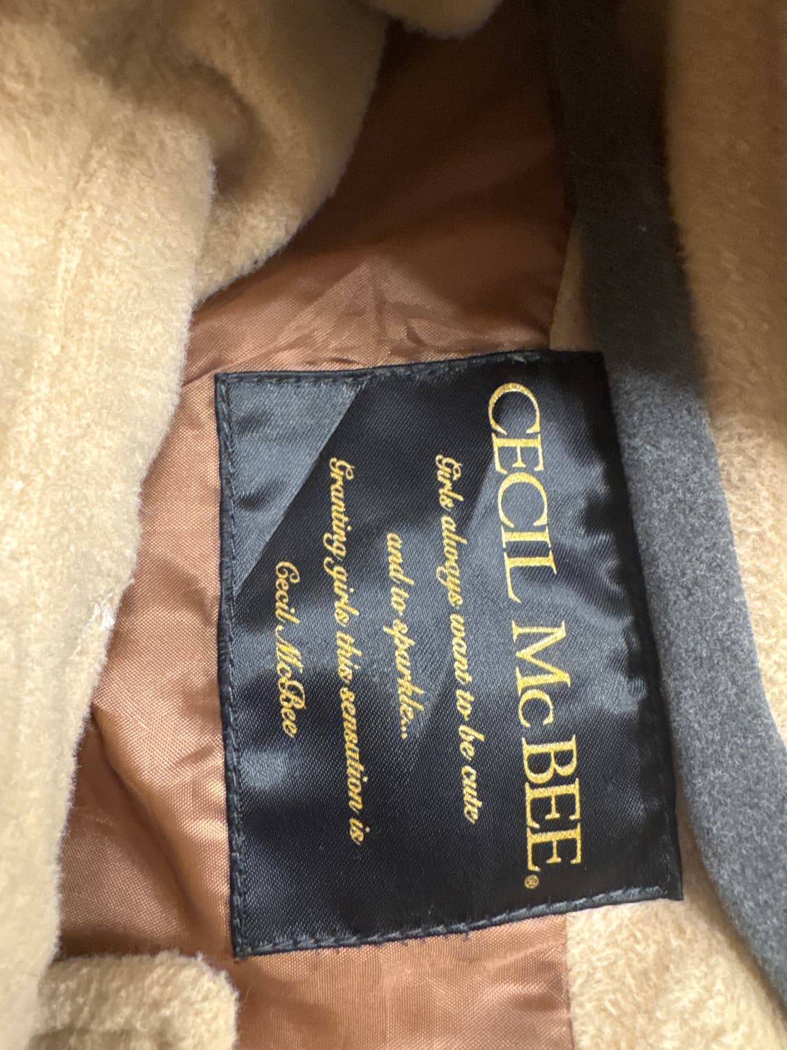 세실맥비 판쵸 케이프 상품이미지3