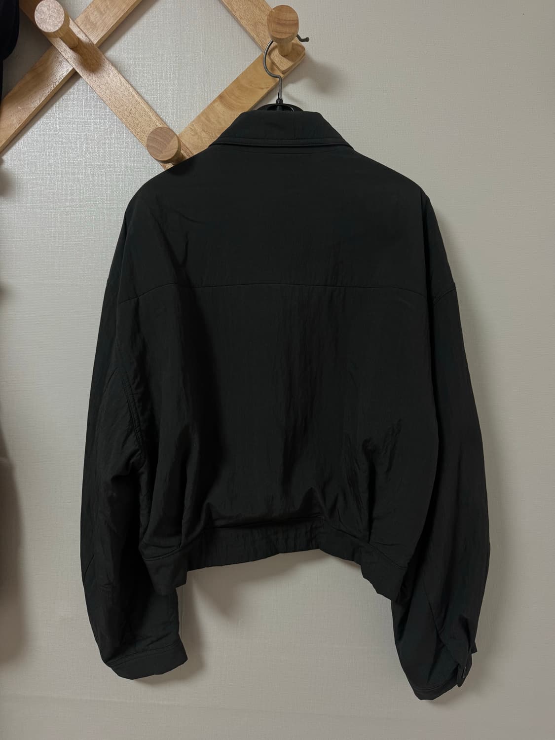 아모멘토 CROP PADDED JACKET 크롭 패디드 자켓 상품이미지3