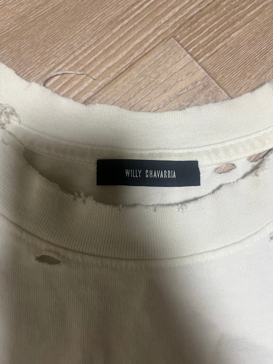 [S]25ss 윌리 차바리아 버드와이저 티셔츠 오프화이트 상품이미지2