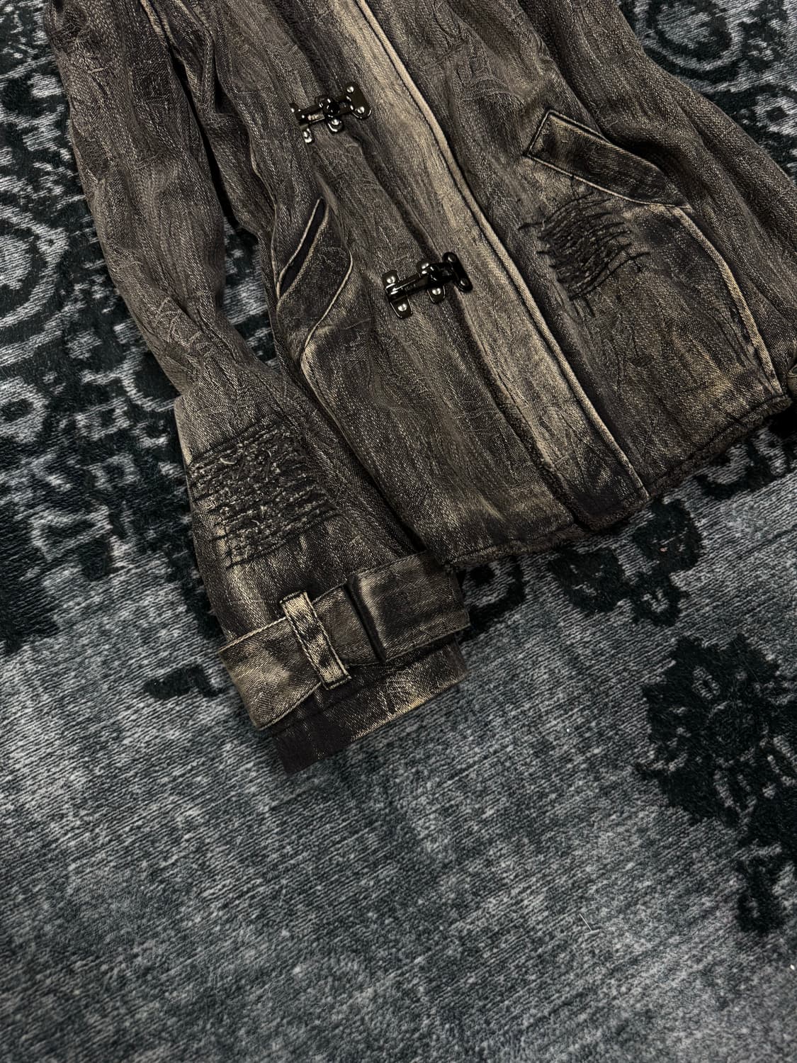 In the attic grunge dirty washing hood j 상품이미지4