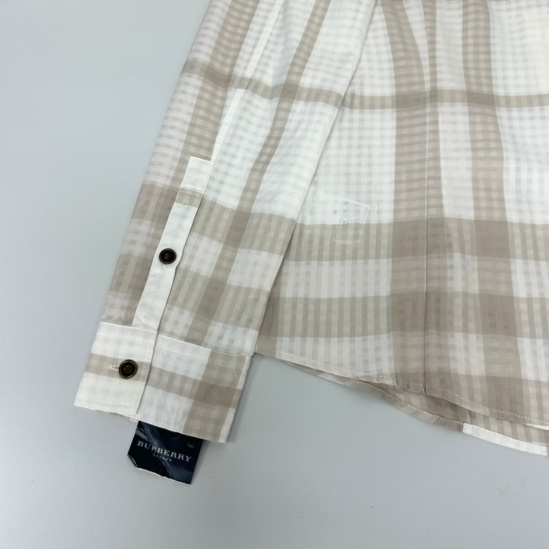 버버리 체크 셔츠 새상품 40만원대제품 상품이미지8