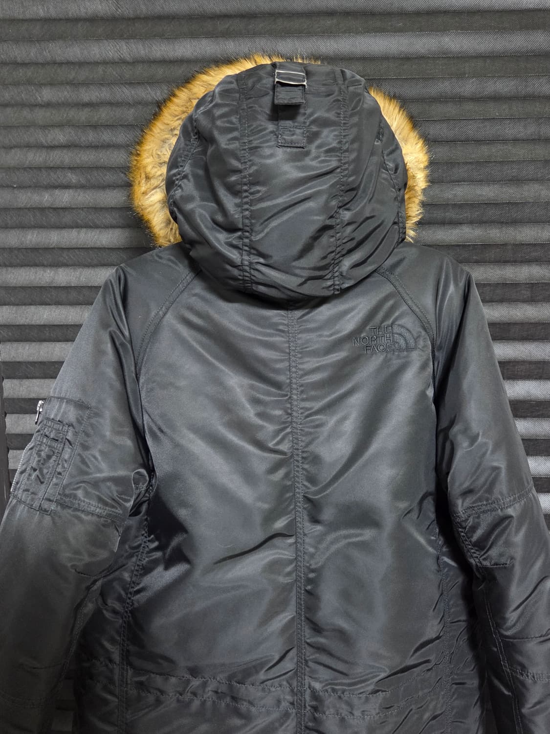 (정품) [노스페이스] 소머스 덕다운 하프롱패딩 판매합니다. 상품이미지6