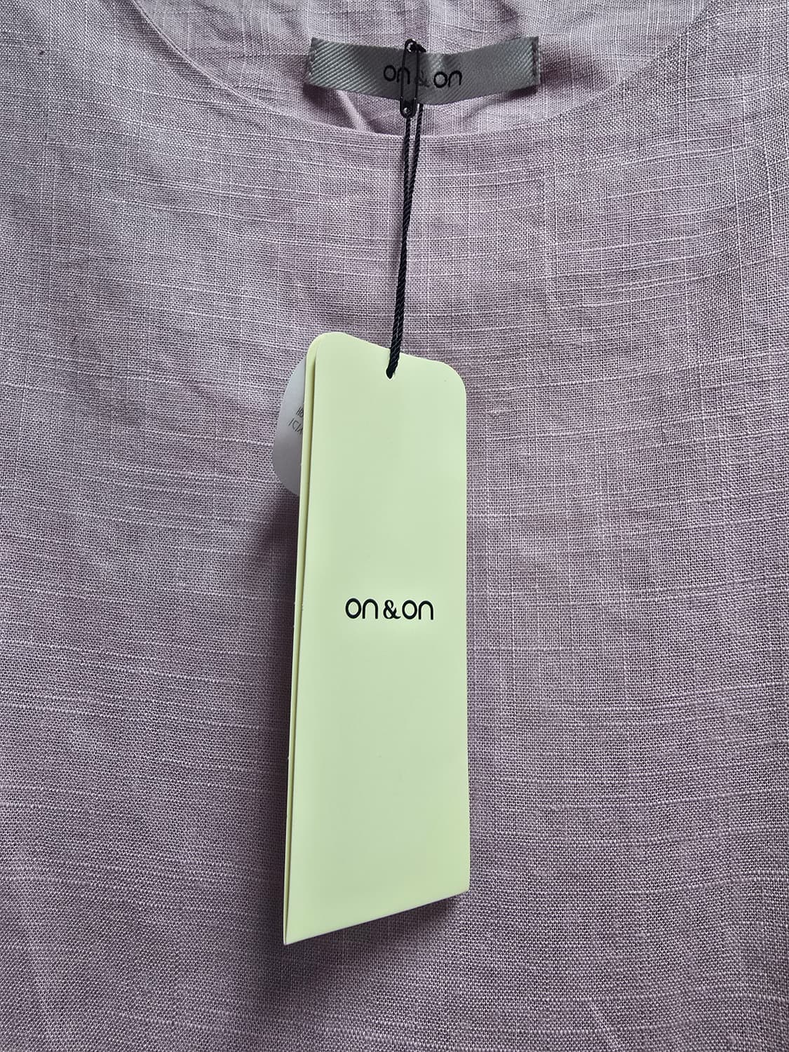 새상품)온앤온 마 100프로 러블리 반팔블라우스 M 상품이미지4