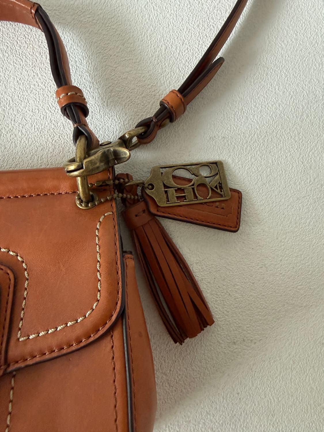 코치(COACH) 레더 토트 크로스백 상품이미지7