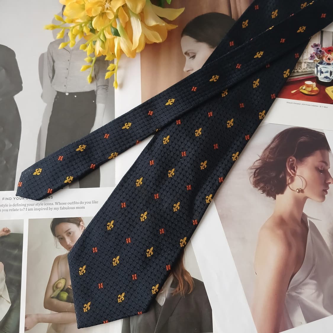 아쿠아스큐텀 실크 블랙 골드 모티브 넥타이 9.8cm A등급 A19125 상품이미지3