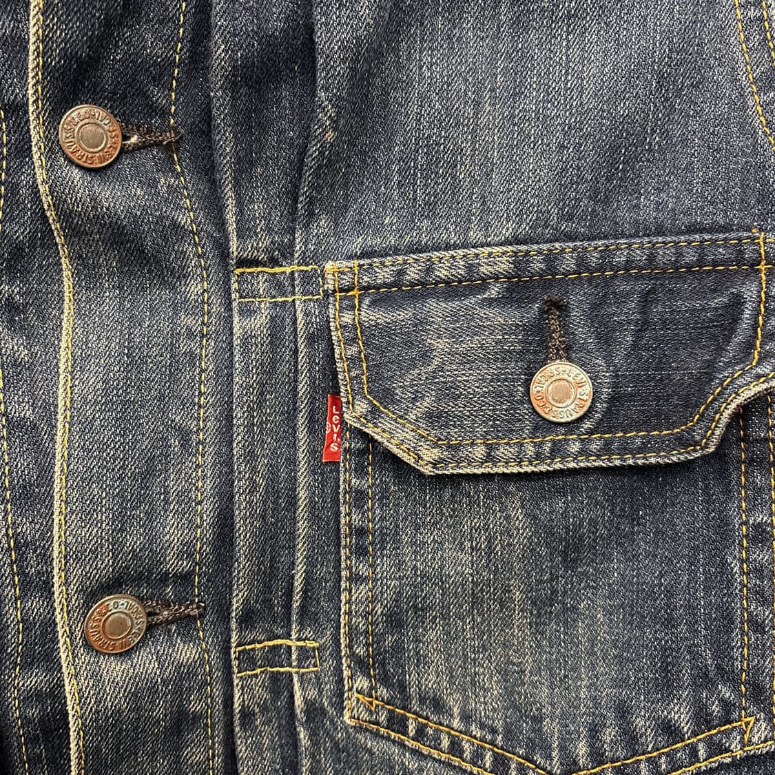 00s 리바이스 빈티지 워싱 타입2 데님 트러커 자켓 상품이미지4