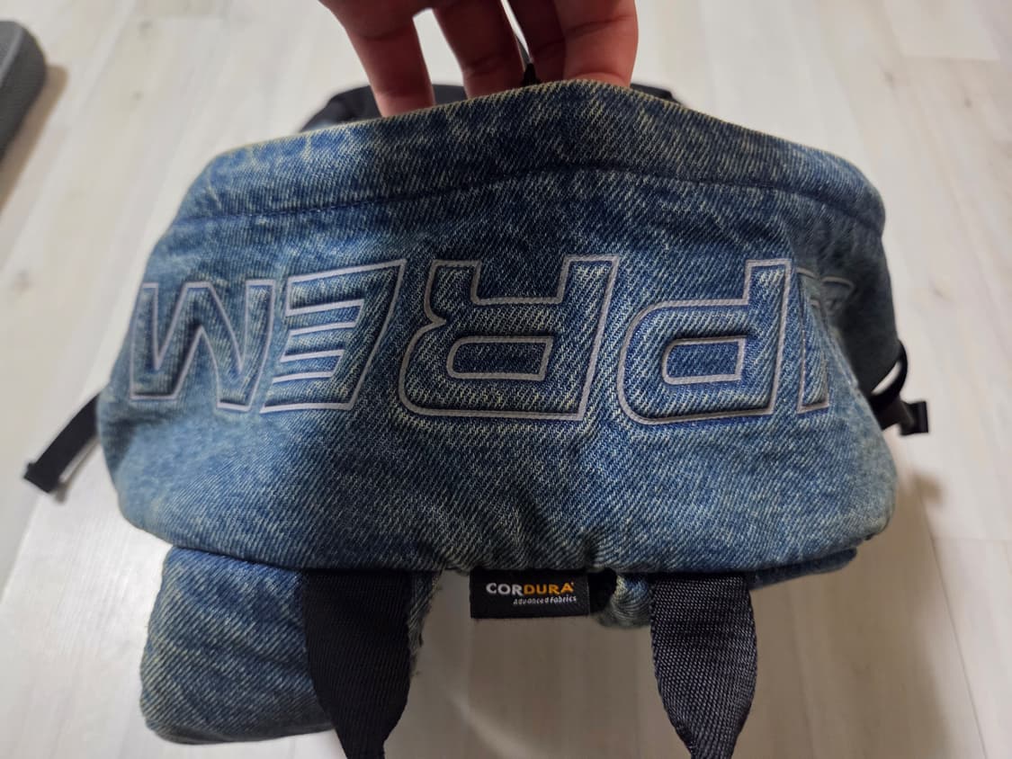 슈프림 데님 백팩 워시드 인디고 - 25FW 상품이미지4