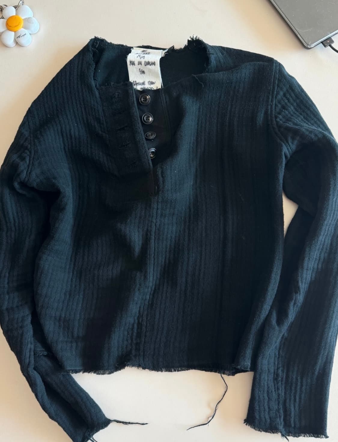 John alexander Skelton 헨리넥 구해요 ㅠ 상품이미지1