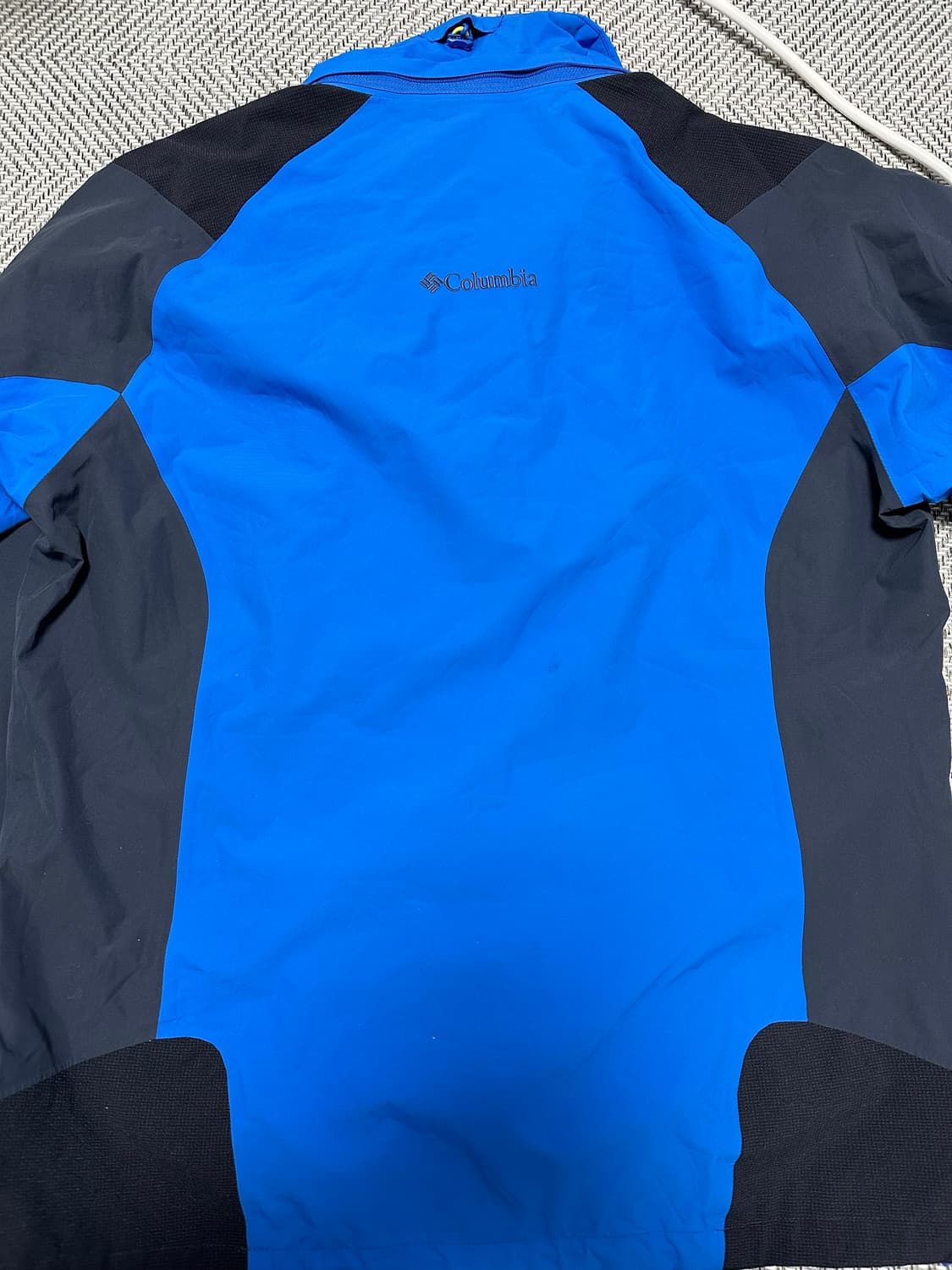 실착2회) 컬럼비아 방수 산악용 바람막이 XL 105~ 상품이미지5