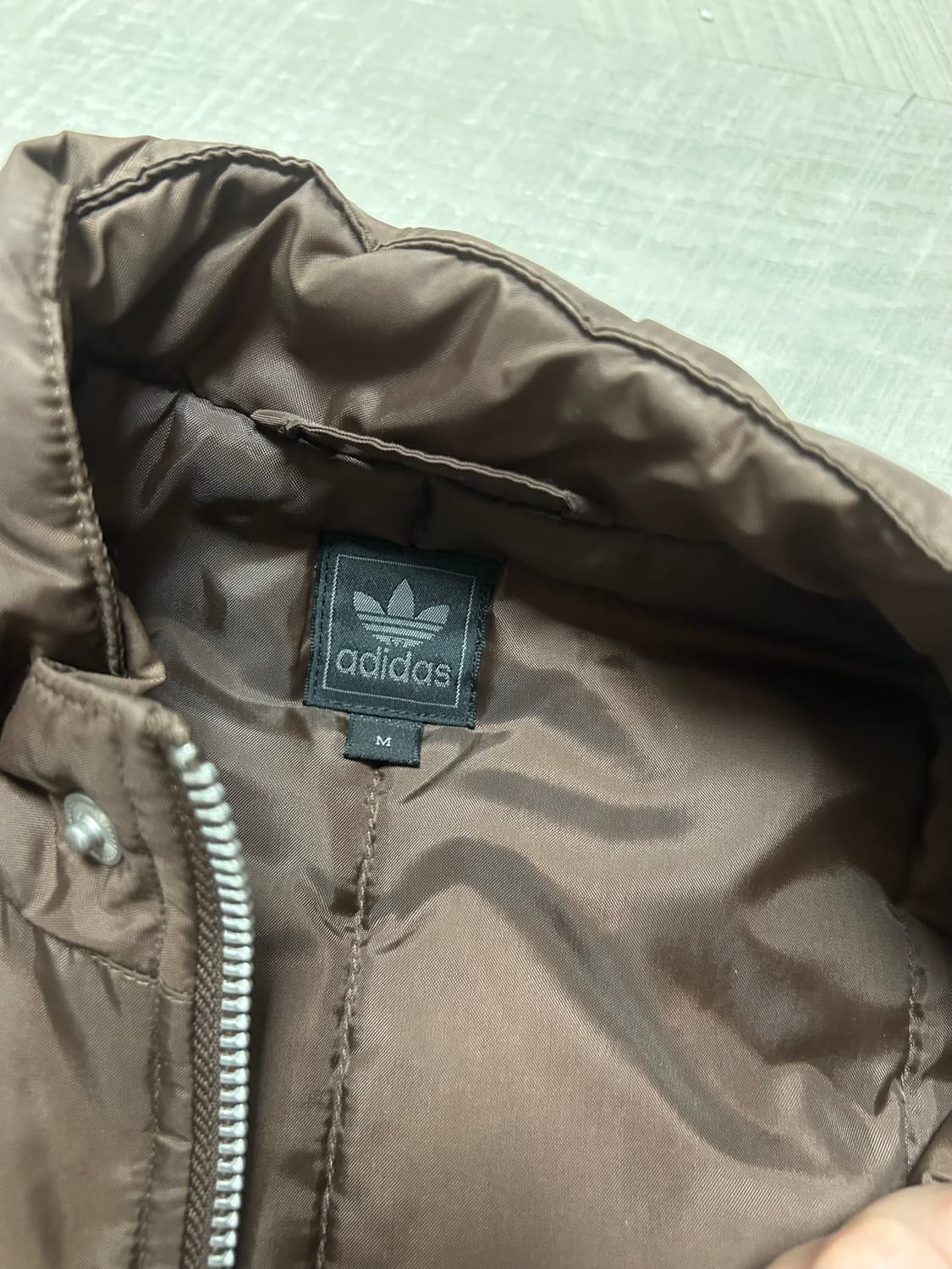 아디다스 초코바나나 삼선 패딩 상품이미지2