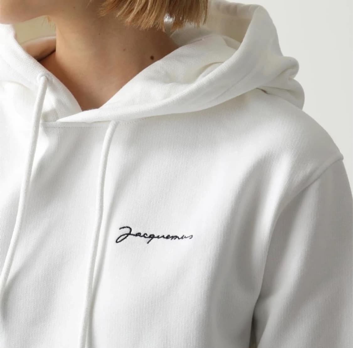 Jacquemus 자크뮈스 블랙 로고 자수 후디 상품이미지2