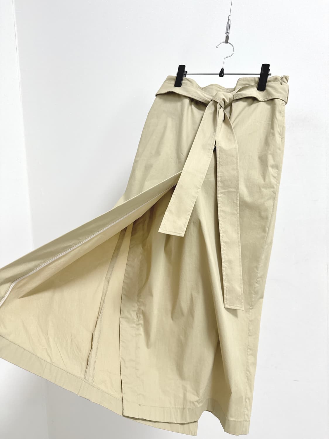 유메르 벨티드 바스락 랩 스커트 상품이미지3