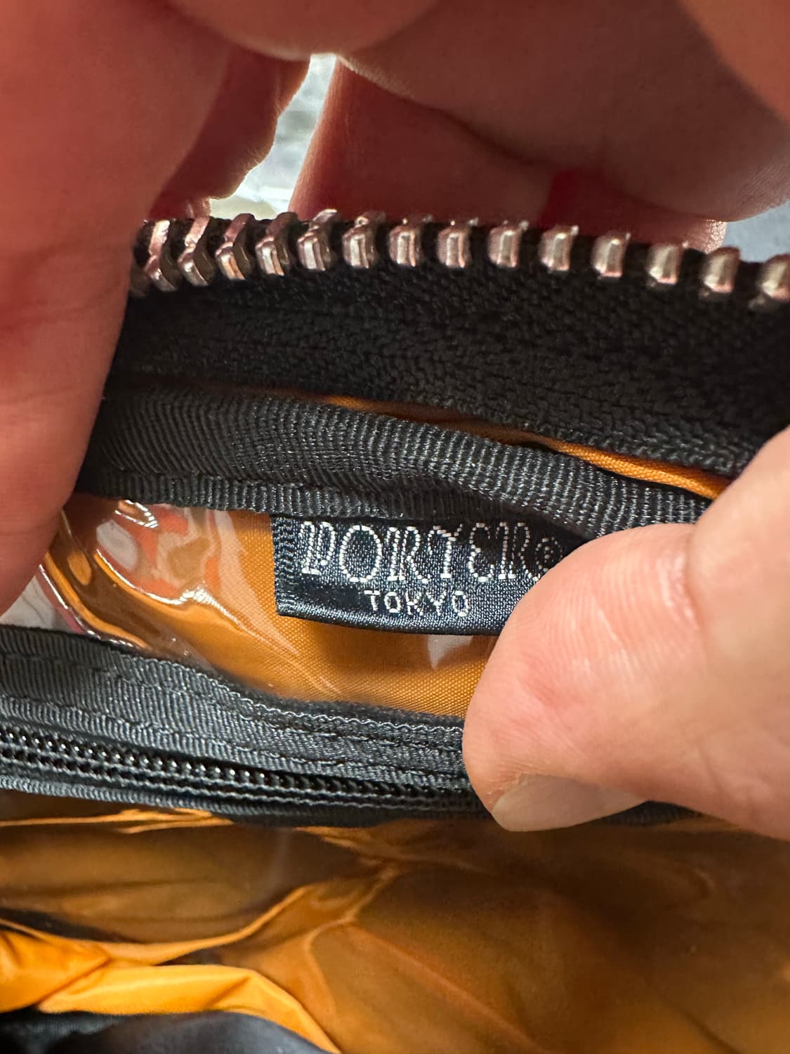 PORTER 요시다 포터 반달 숄더백 블랙 상품이미지8