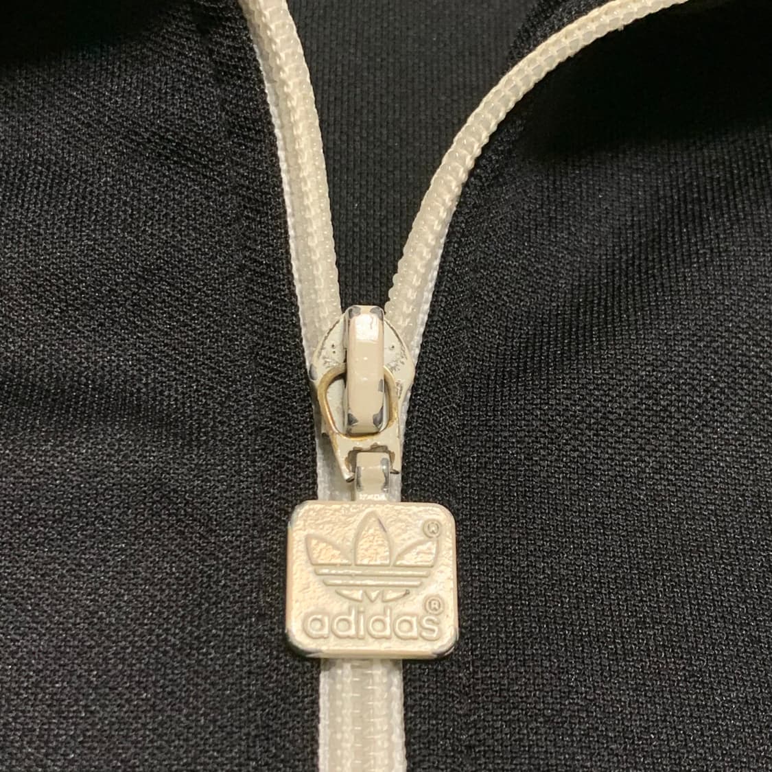 아디다스 유로파 검흰 아이유져지 상품이미지4