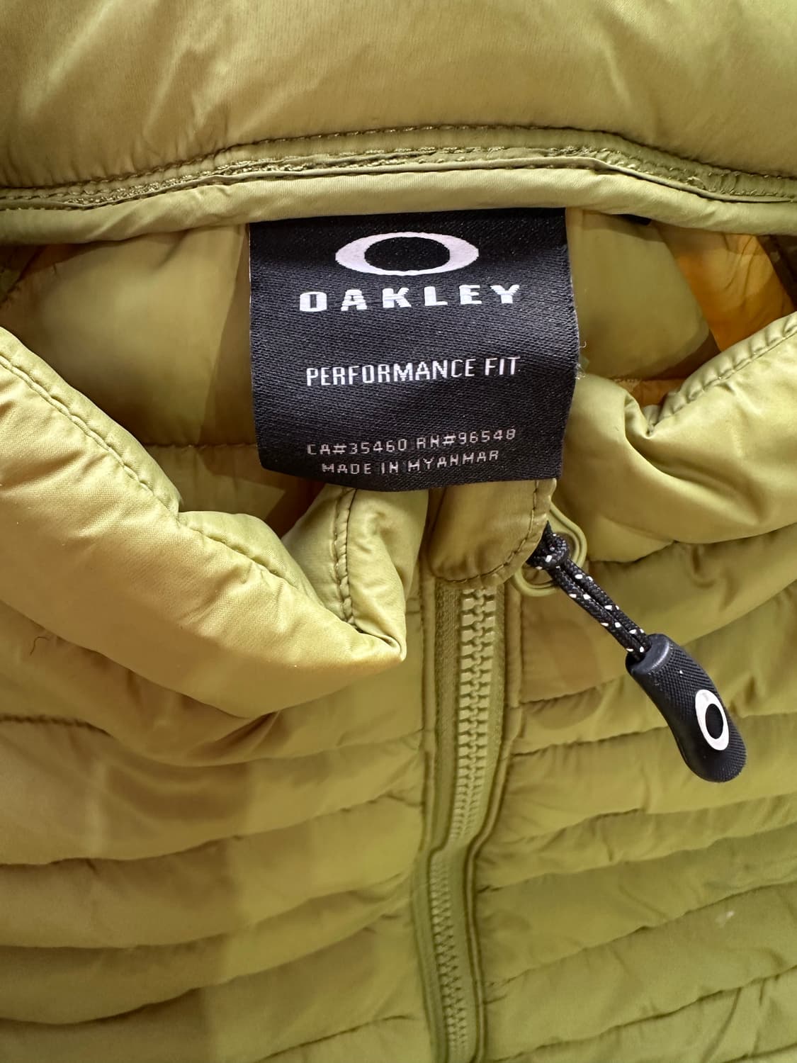 오클리 경량패딩 l 상품이미지4