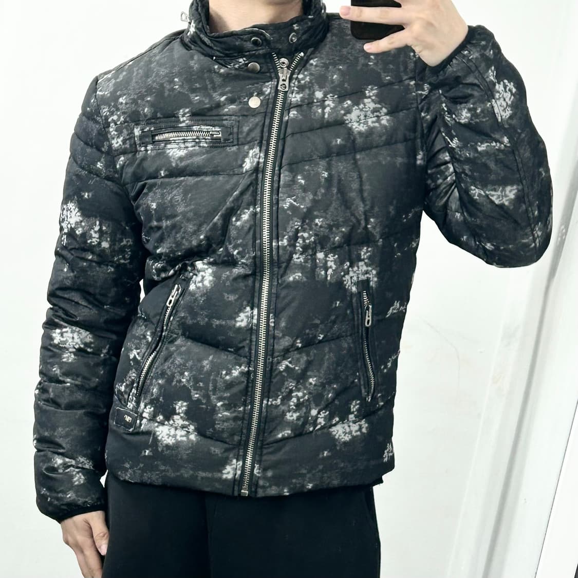 디젤 커틀래스 언밸런스 구스다운 패딩 상품이미지2