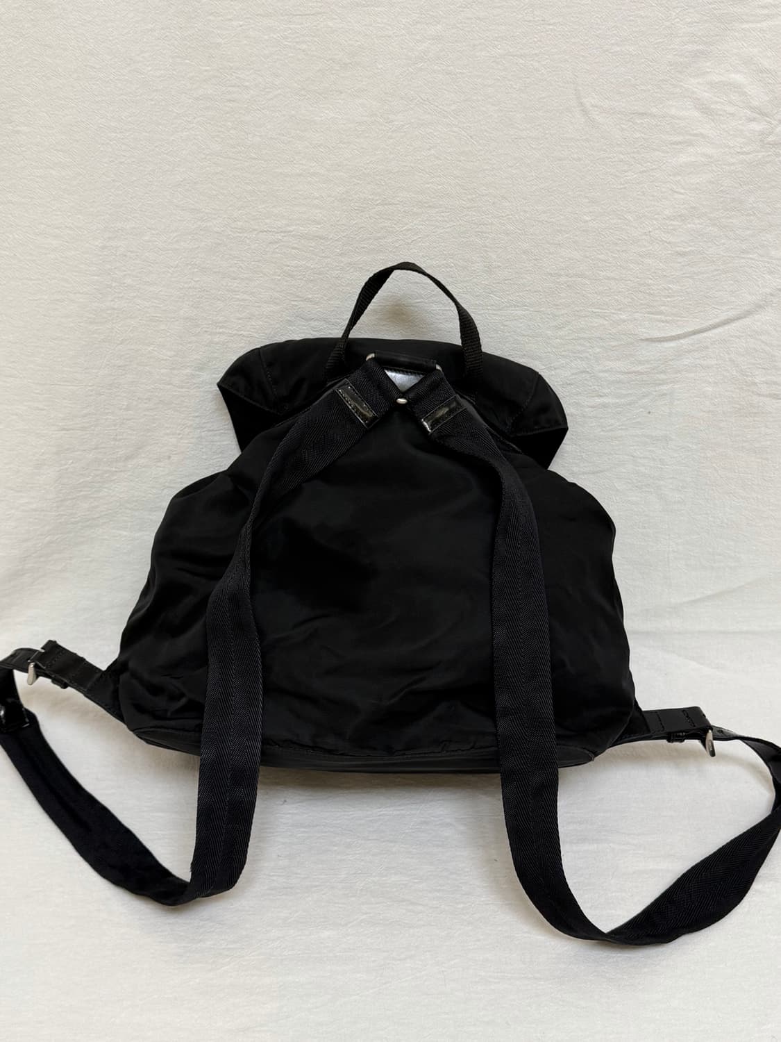 정품 프라다 포코노 나일론 미디움 백팩 블랙 상품이미지7