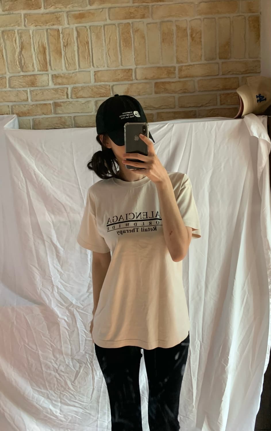 발렌시아가 반팔티,연베이지,XS 상품이미지2