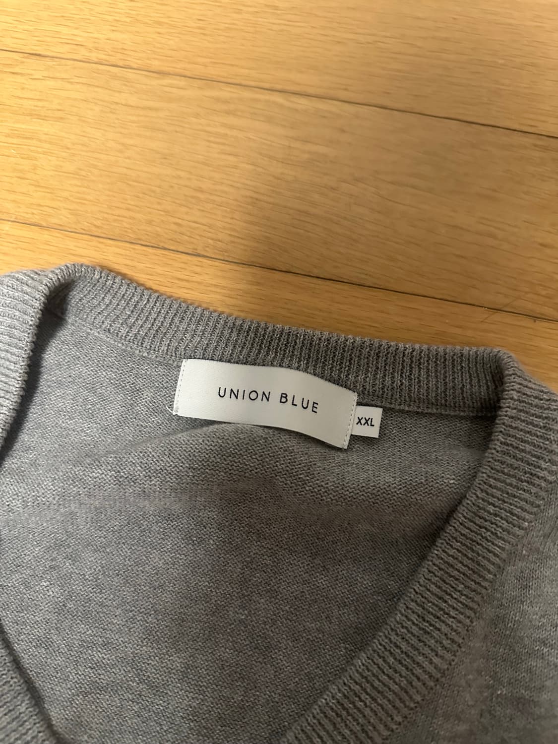 유니온블루 브이넥 니트 xxl팝니다 상품이미지2