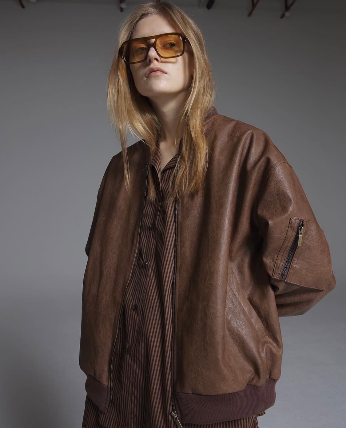 지지비샤 캐빈 레더 점퍼 상품이미지1