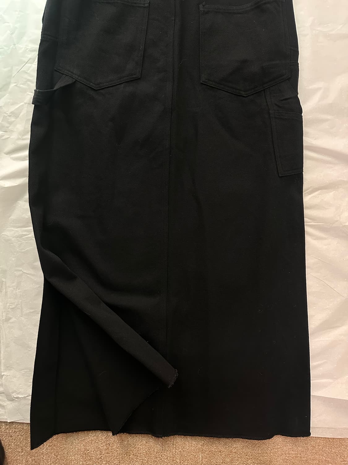 GREENBUTTER 그린버터 블랙 롱 데님 오버롤 스커트 상품이미지4