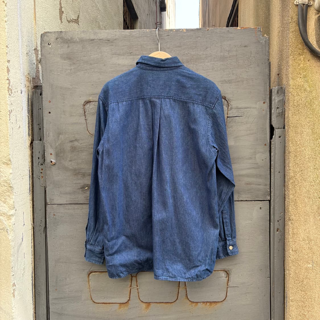 씨피컴퍼니 데님 멀티 패치 셔츠 상품이미지5