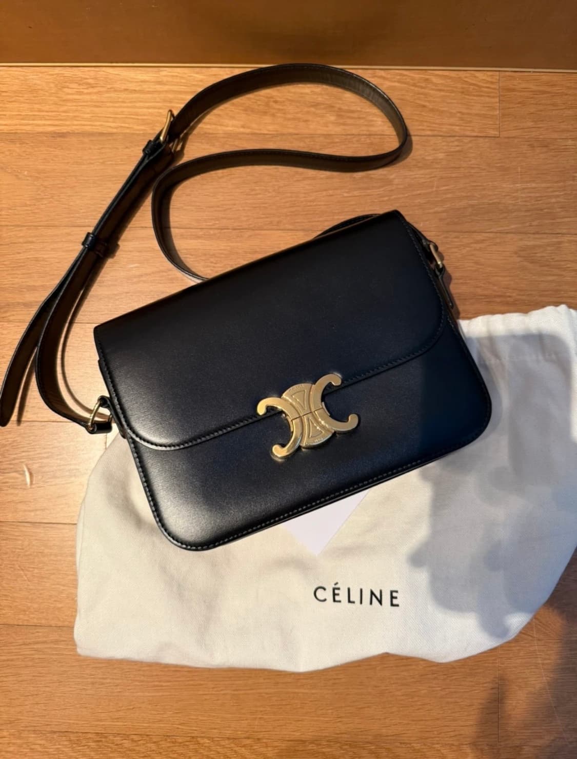 셀린느 트리옹프 미디우 상품이미지1