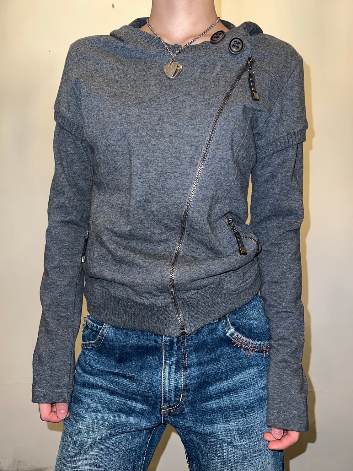 슬림핏 사선 지퍼 후드집업 상품이미지2