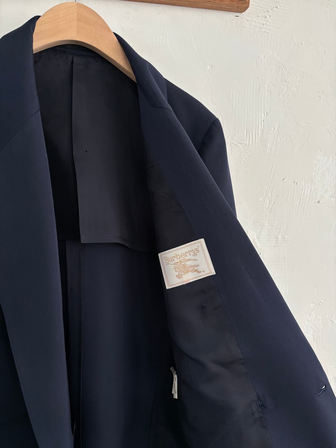 Burberry 버버리 네이비 금장 버튼 울 블레이저 상품이미지6