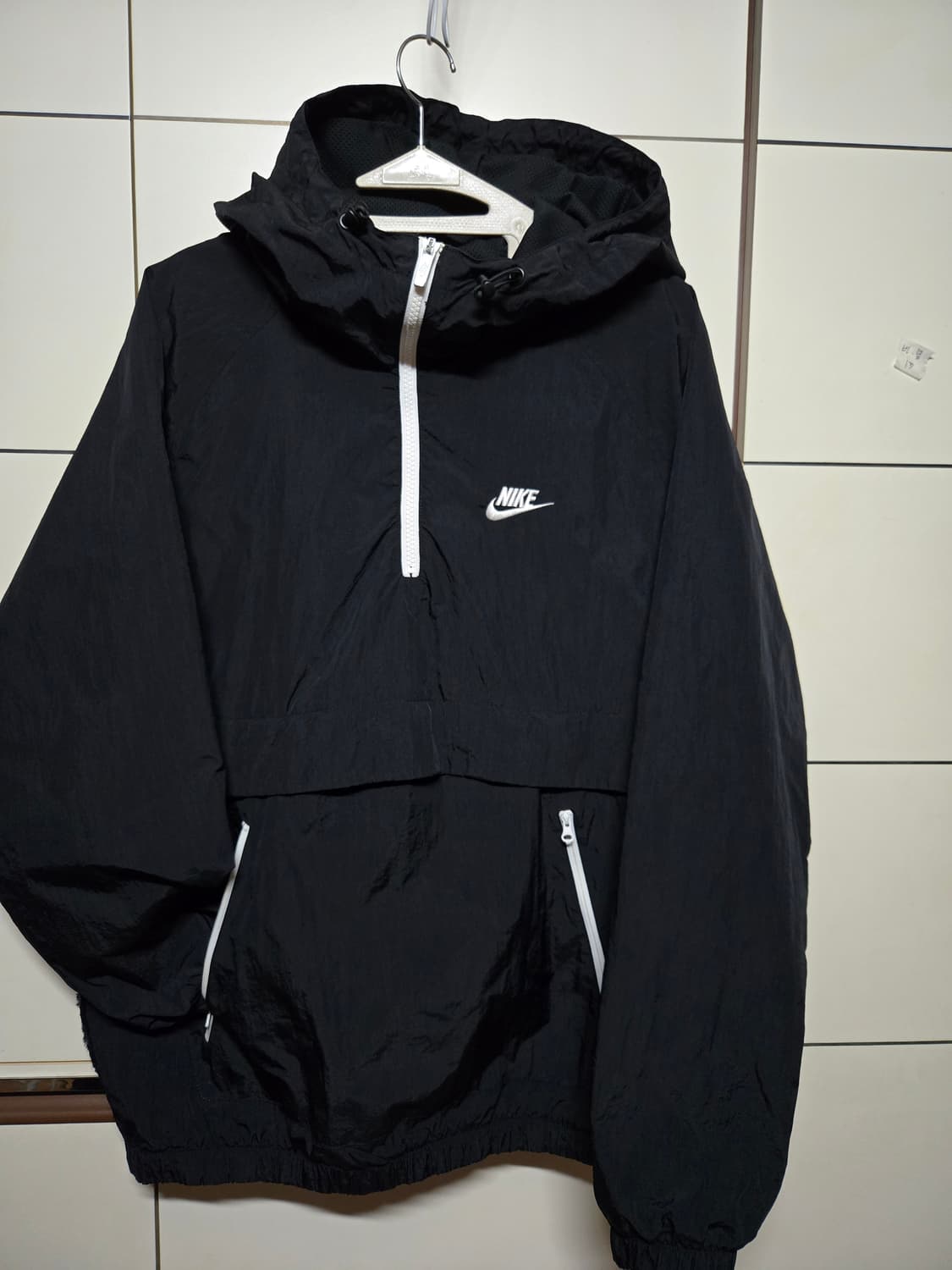 나이키 에센셜 우븐 블랙 아노락 점퍼 상품이미지1